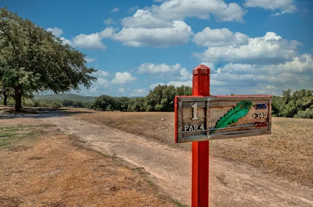 a view of a basketball court