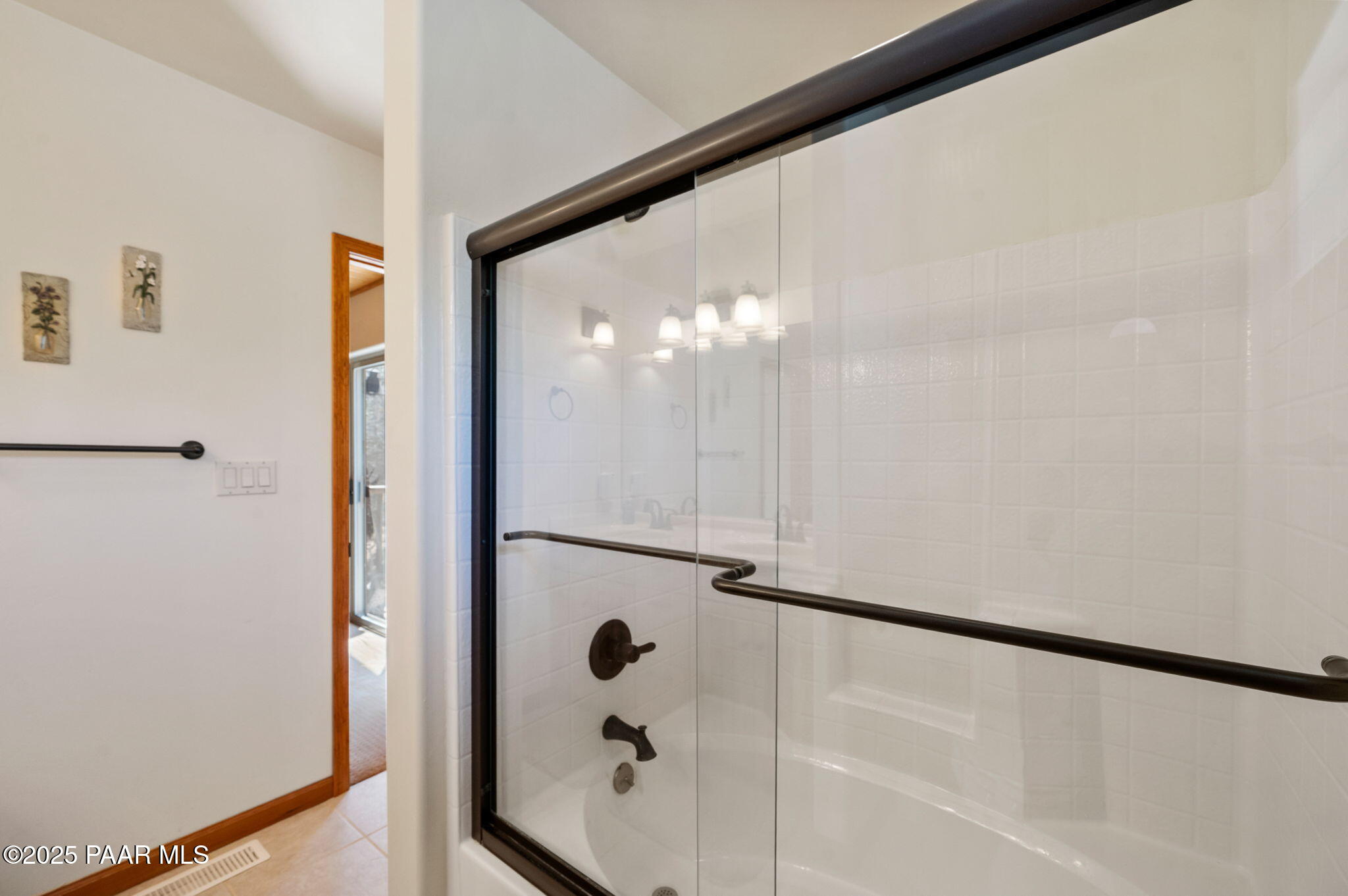 7480 South Prospector Lane Prescott, AZ 86303 - Photo 37 of 67 31-Primary Bathroom (2)