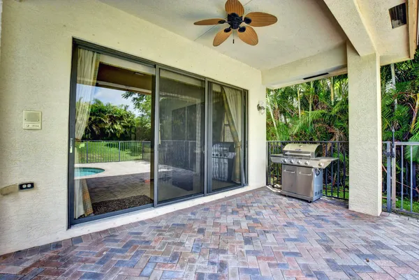 a view of an entryway of a house