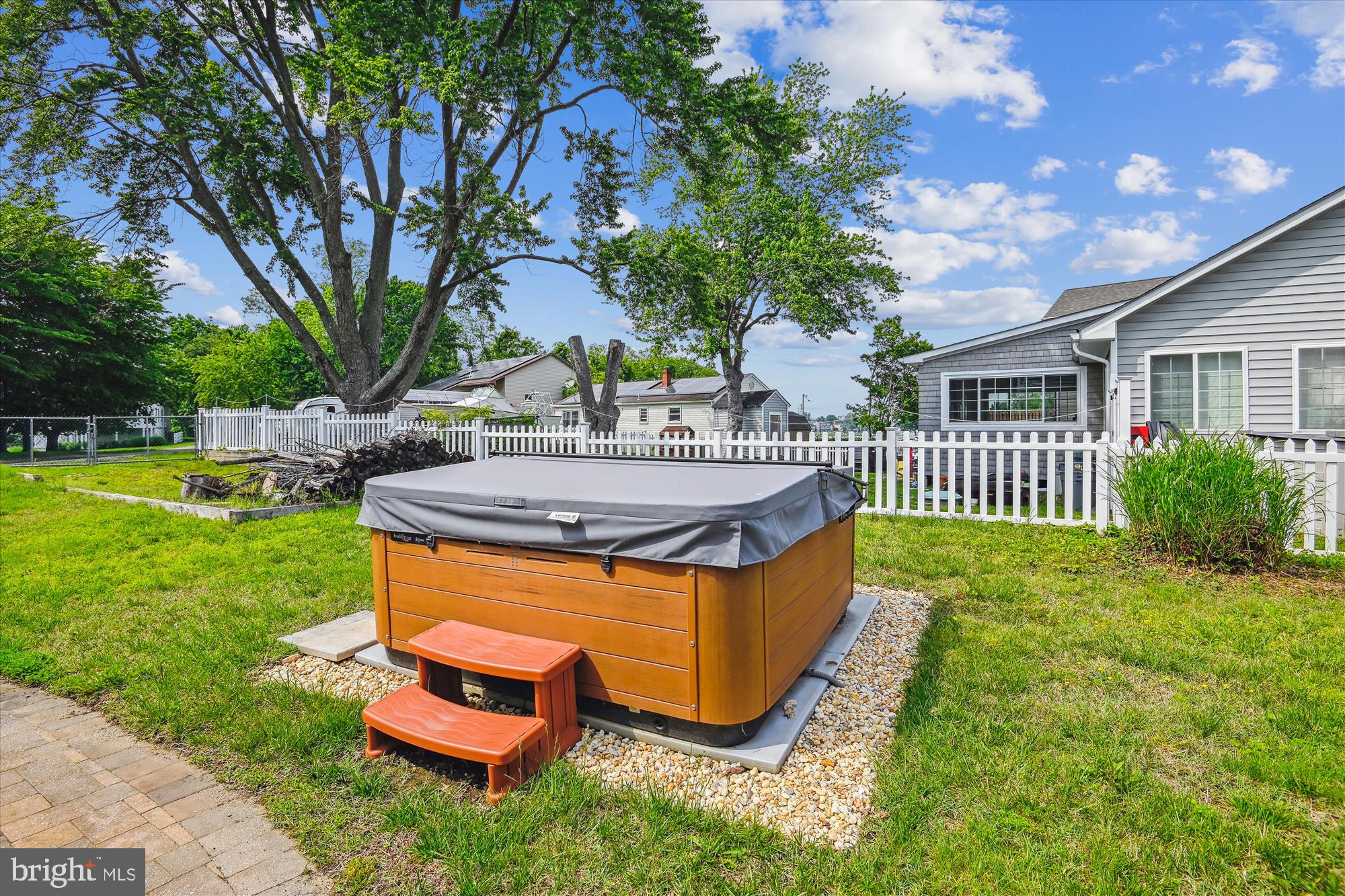4012 Ramsey Drive Edgewater, MD 21037 - Photo 29 of 77 a swimming pool with outdoor seating and garden