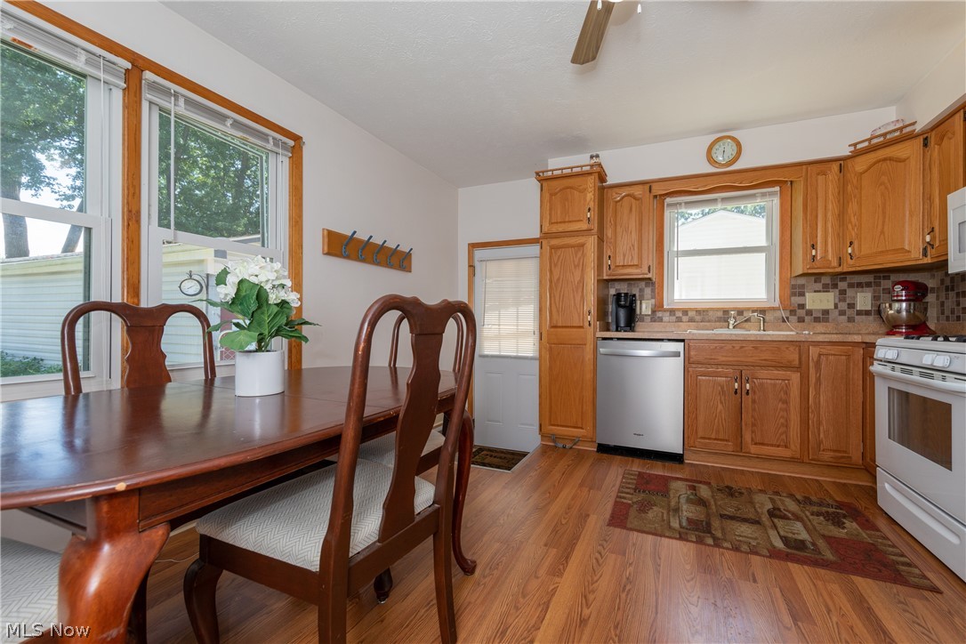 2955 Gale Road Willoughby, OH 44094 - Photo 3 of 9 Gallery Image 3