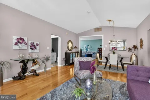 $759,900 | 618 Bellflower Road, Langhorne, PA 19047