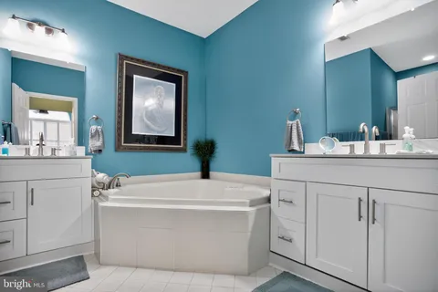 $759,900 | 618 Bellflower Road, Langhorne, PA 19047