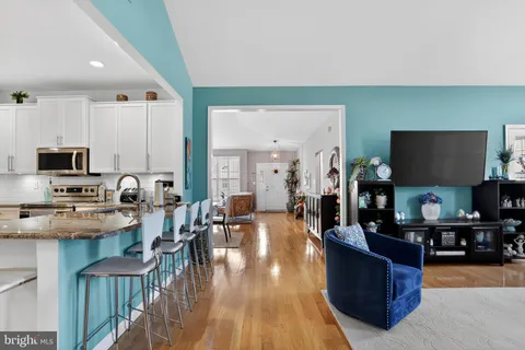 $759,900 | 618 Bellflower Road, Langhorne, PA 19047