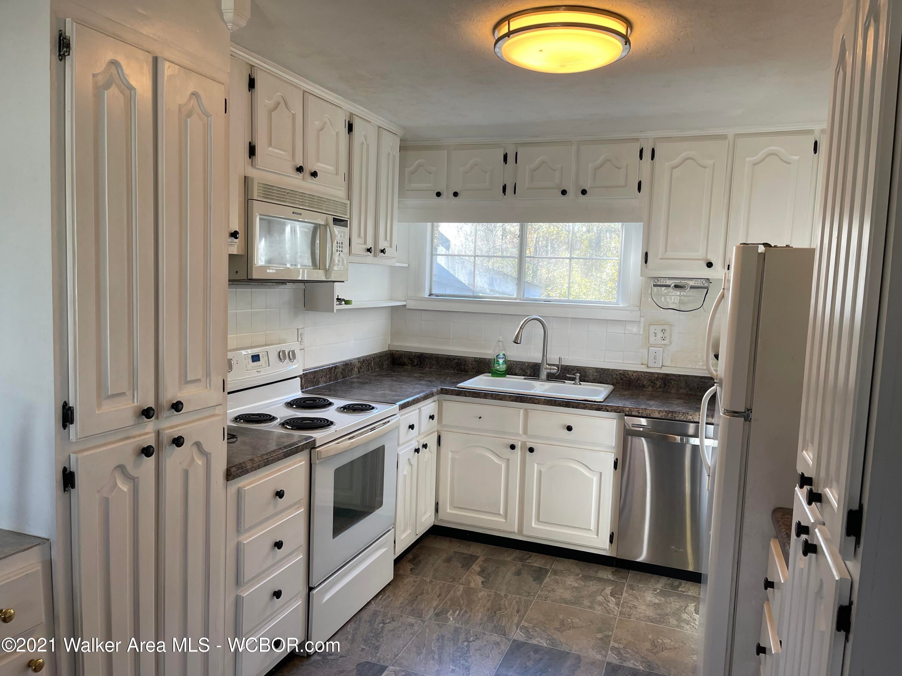 719 Empire Road Sumiton, AL 35148 - Photo 2 of 15 Gallery Image 2