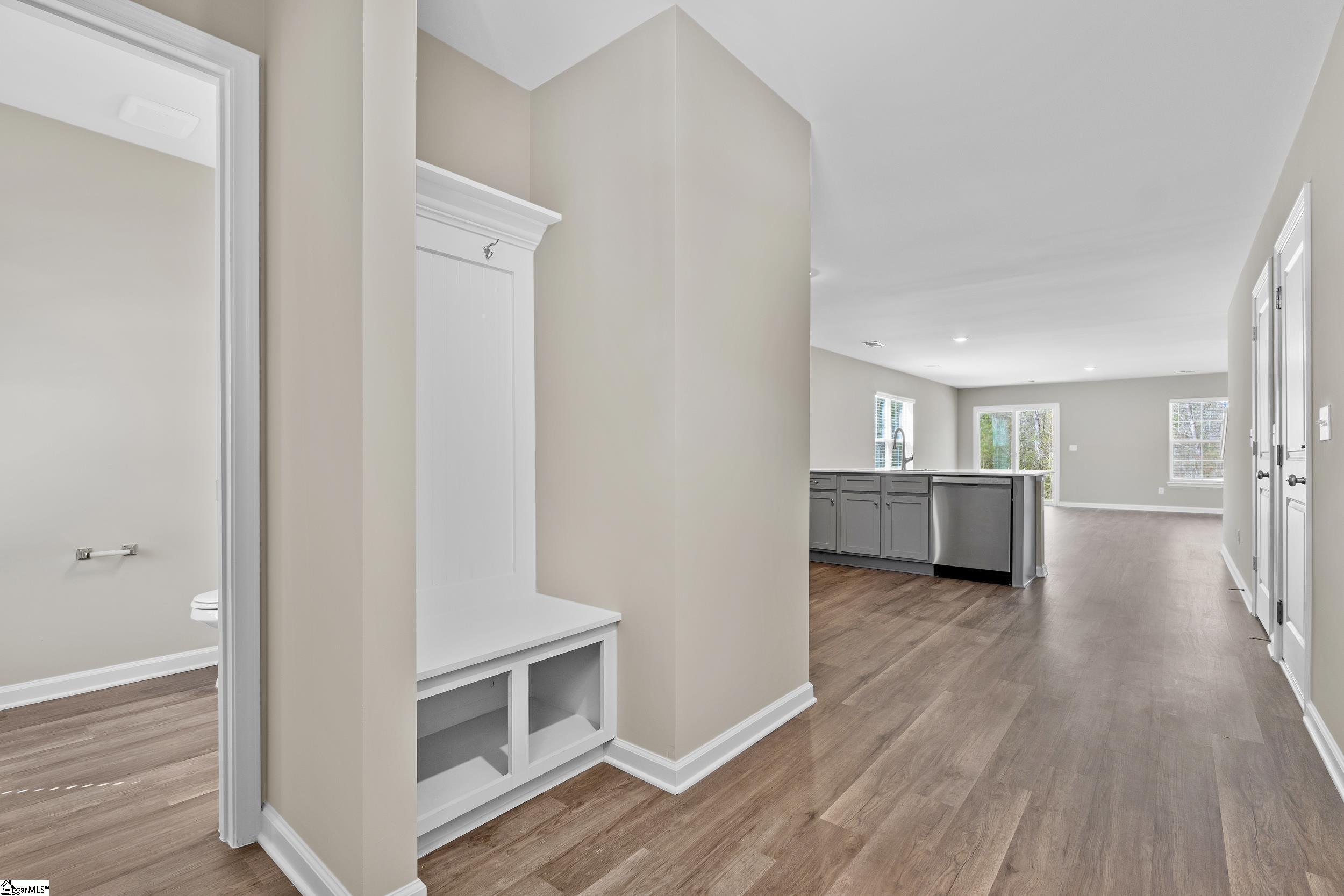 1544 Shirley Drive Anderson, SC 29621 - Photo 4 of 47