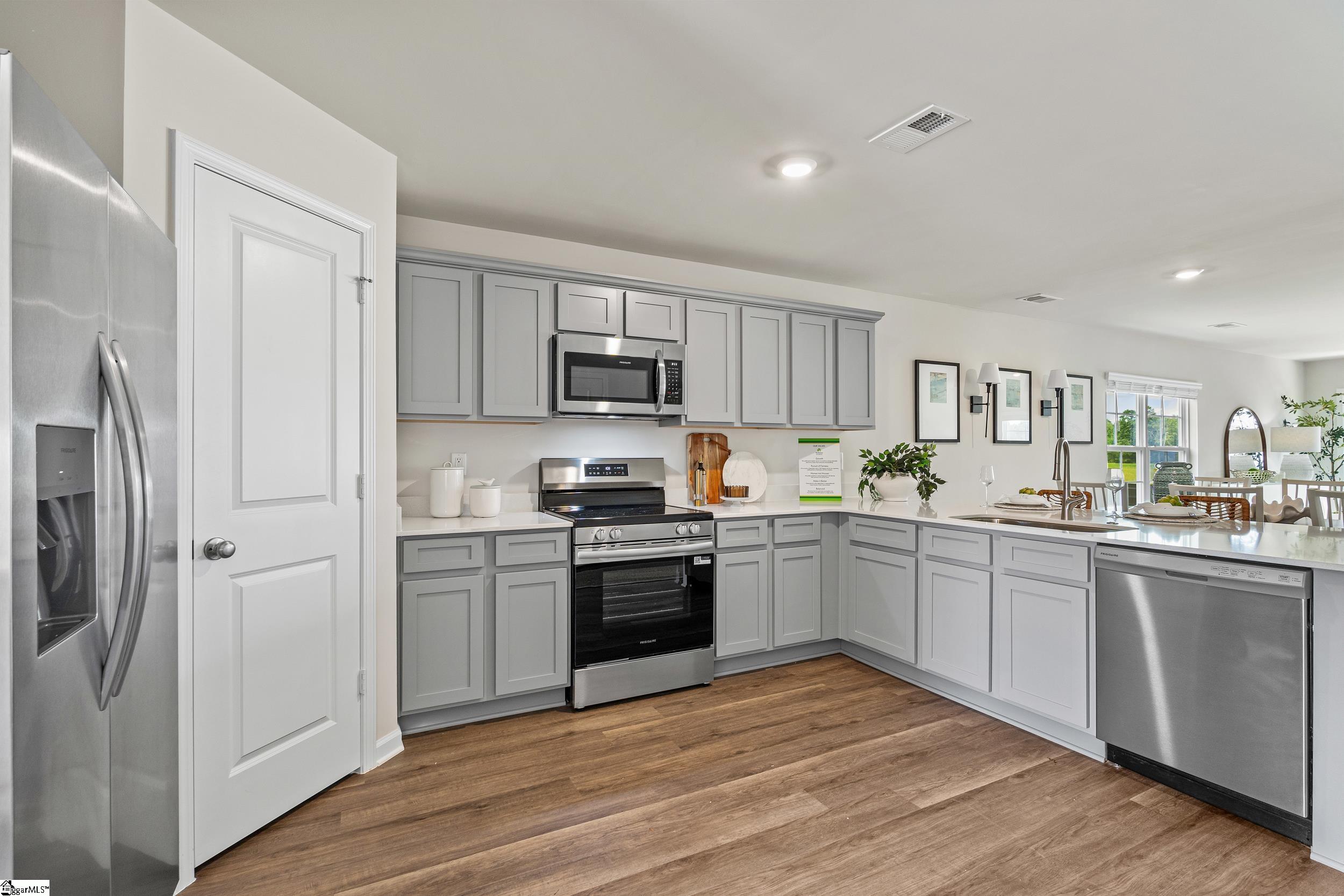 1544 Shirley Drive Anderson, SC 29621 - Photo 5 of 47