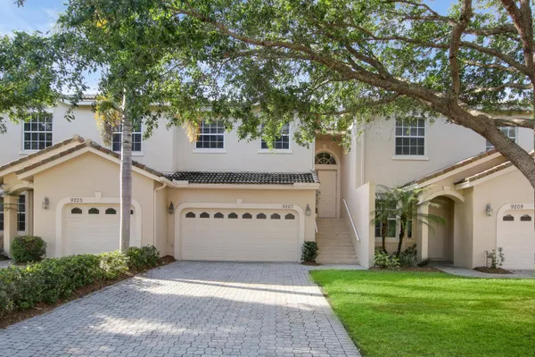 $2,400 | 9207 Wentworth Lane, Port St. Lucie, FL 34986