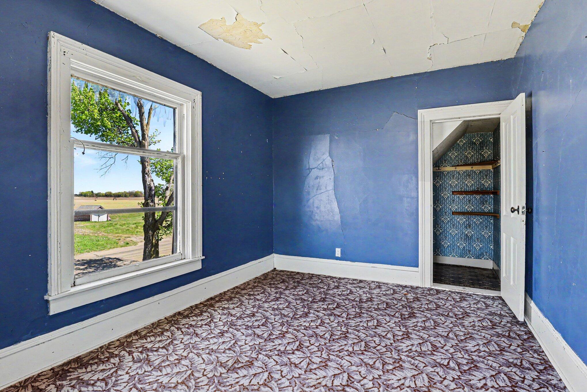 3304 South Greenville Road Greenville, MI 48838 - Photo 22 of 31 Upstairs
