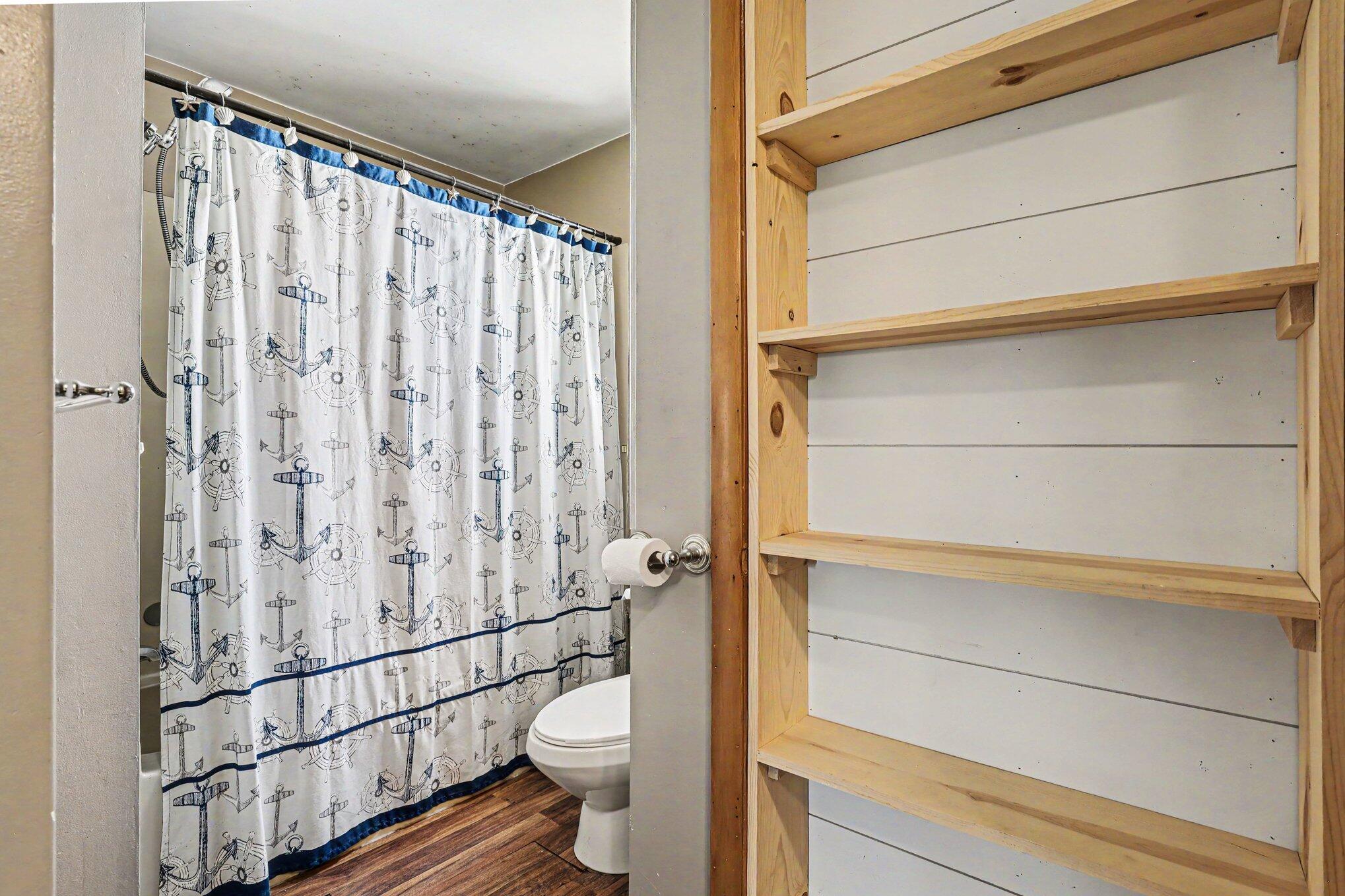 3304 South Greenville Road Greenville, MI 48838 - Photo 26 of 31 Main Bathroom