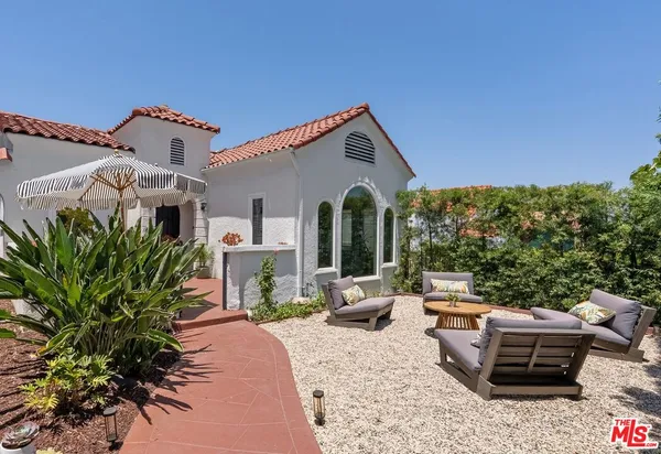 $1,495,000 | 1843 South Highland Avenue, Los Angeles, CA 90019