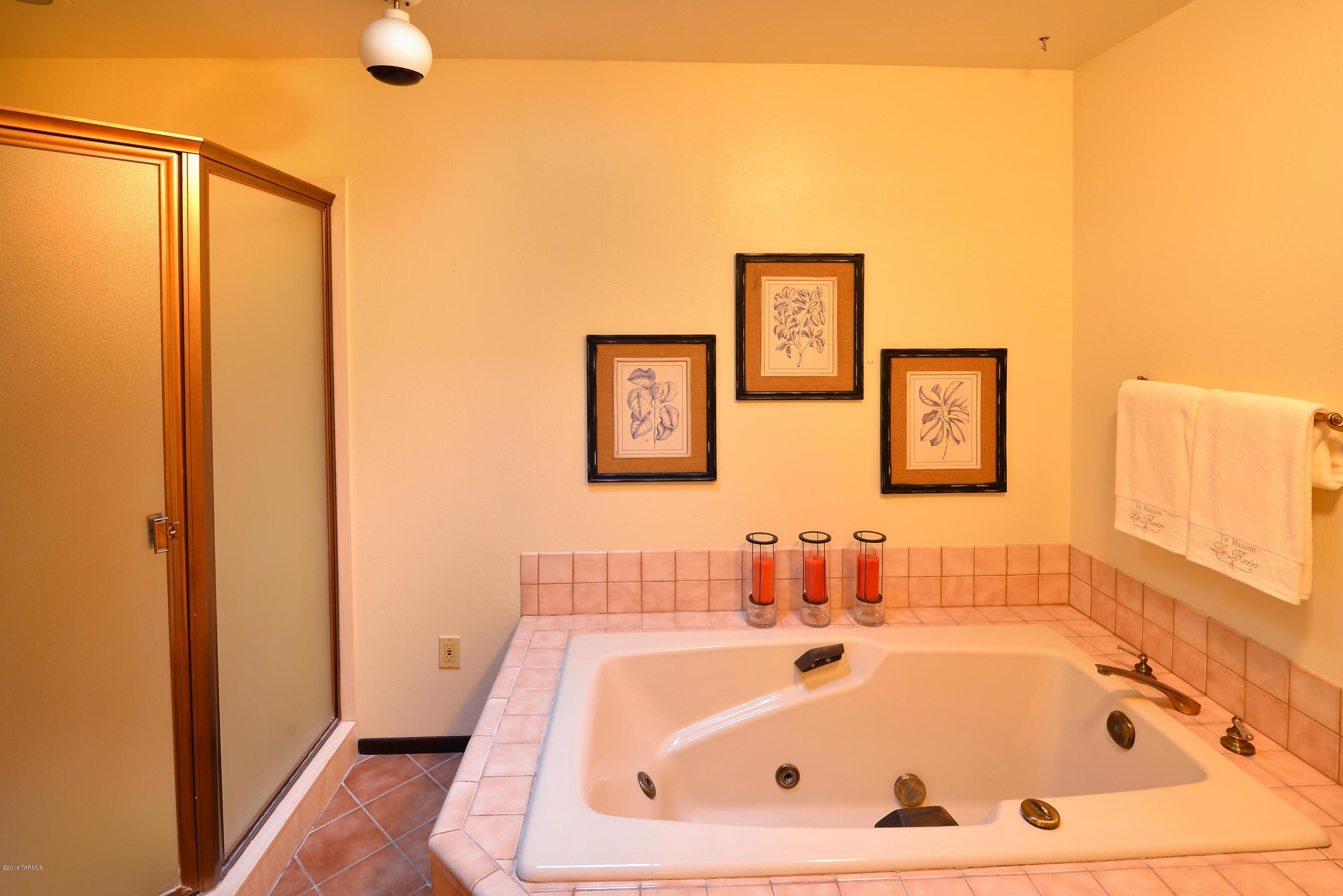 4010 East Cocopas Road Tucson, AZ 85718 - Photo 16 of 26 Gallery Image 16