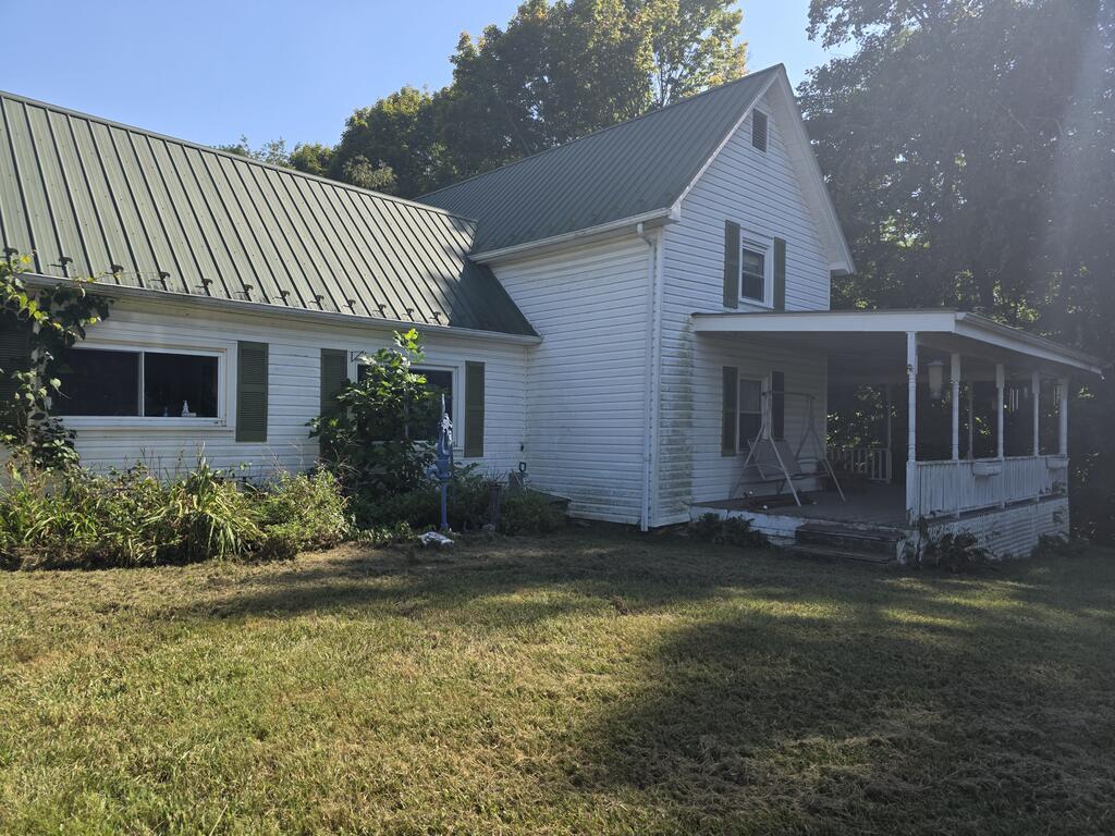 21485 Monroe Road Damascus, VA 24236 - Photo 1 of 49 Gallery Image 1