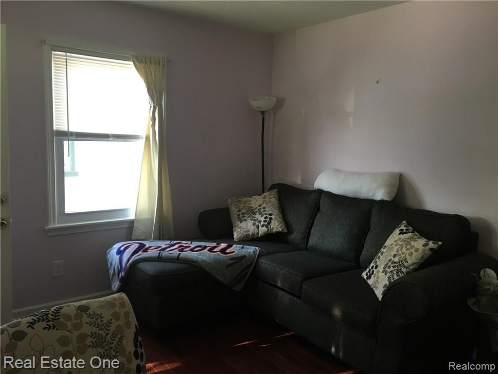 7971 Jackson Street Taylor, MI 48180 - Photo 6 of 19