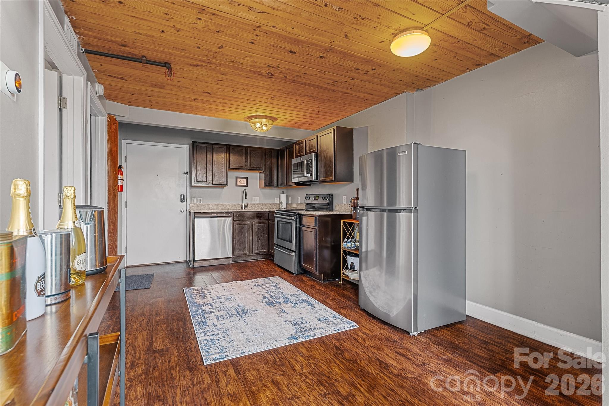 201 South Hoskins Road, Unit 230 Charlotte, NC 28208 - Photo 5 of 48