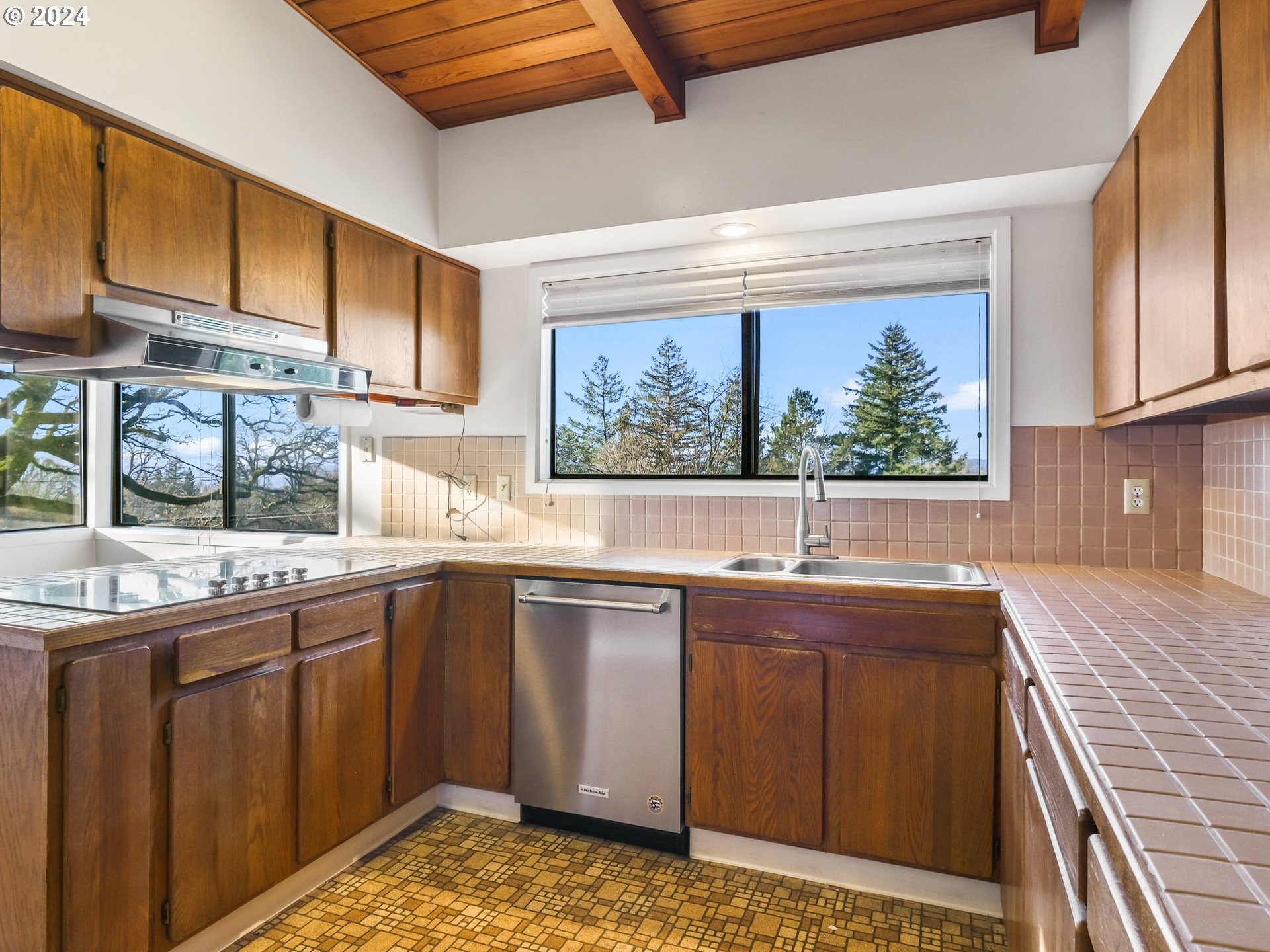 9410 Southeast Idleman Road Happy Valley, OR 97086 - Photo 6 of 28 Gallery Image 6