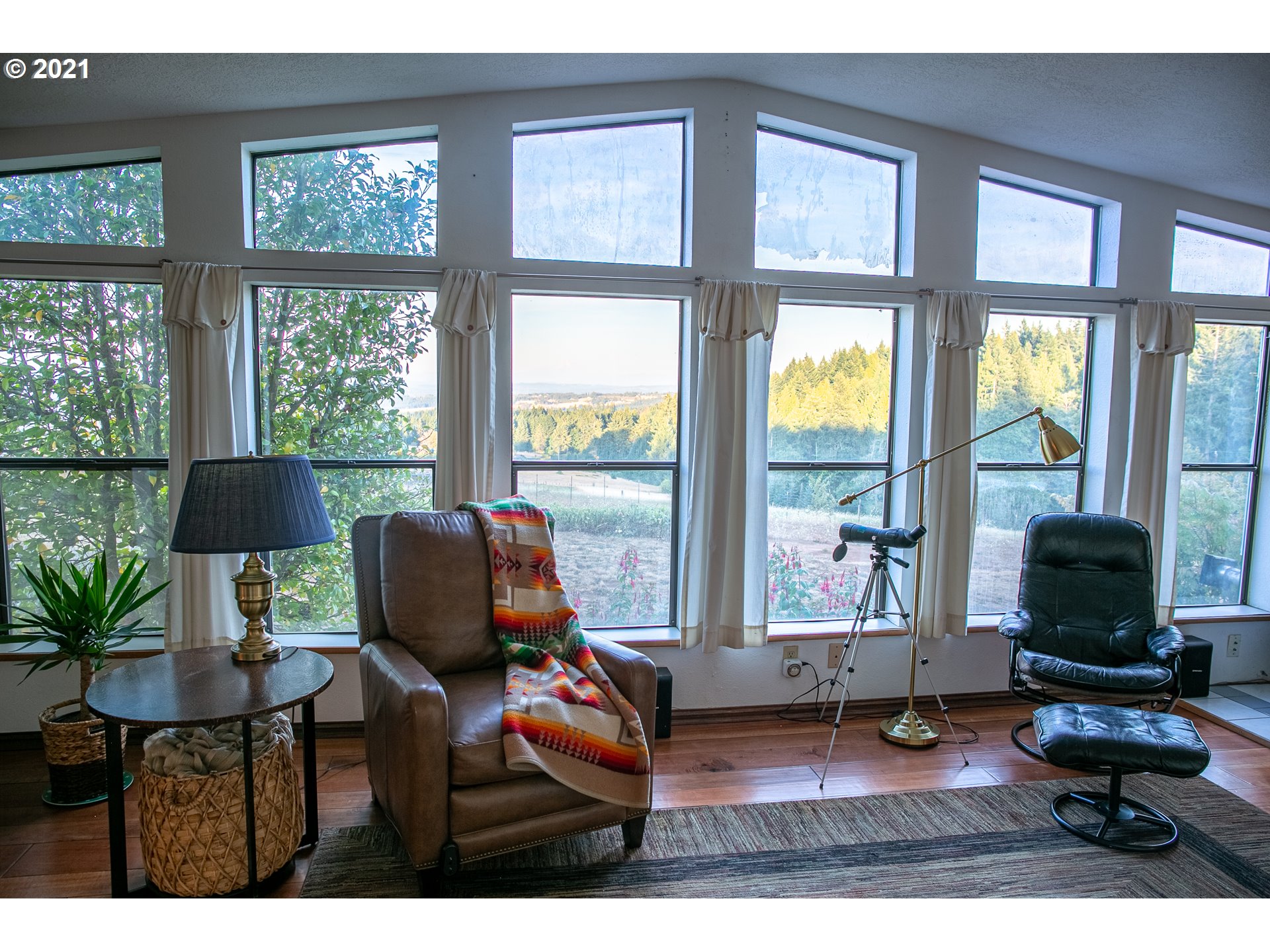21002 Southwest McCormick Hill Road Hillsboro, OR 97123 - Photo 24 of 26 Gallery Image 24