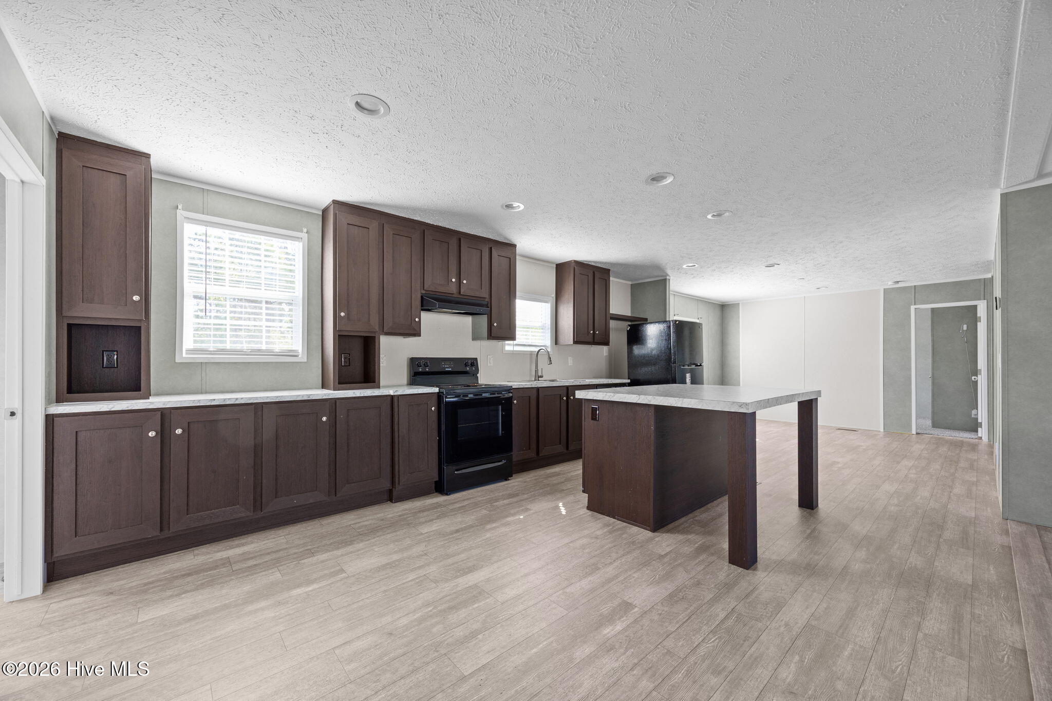 994 Merrimon Road Beaufort, NC 28516 - Photo 6 of 25 Kitchen