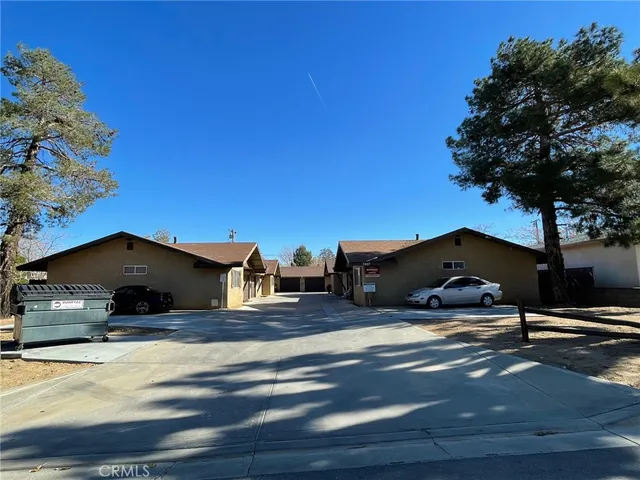 $1,350 | 7467 Bannock Trail, Unit 3, Yucca Valley, CA 92284