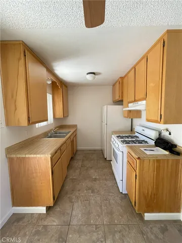 $1,350 | 7467 Bannock Trail, Unit 3, Yucca Valley, CA 92284