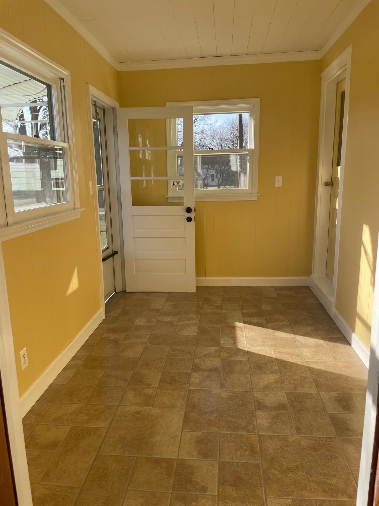 300 North Coldwater Street Fremont, IN 46737 - Photo 11 of 31