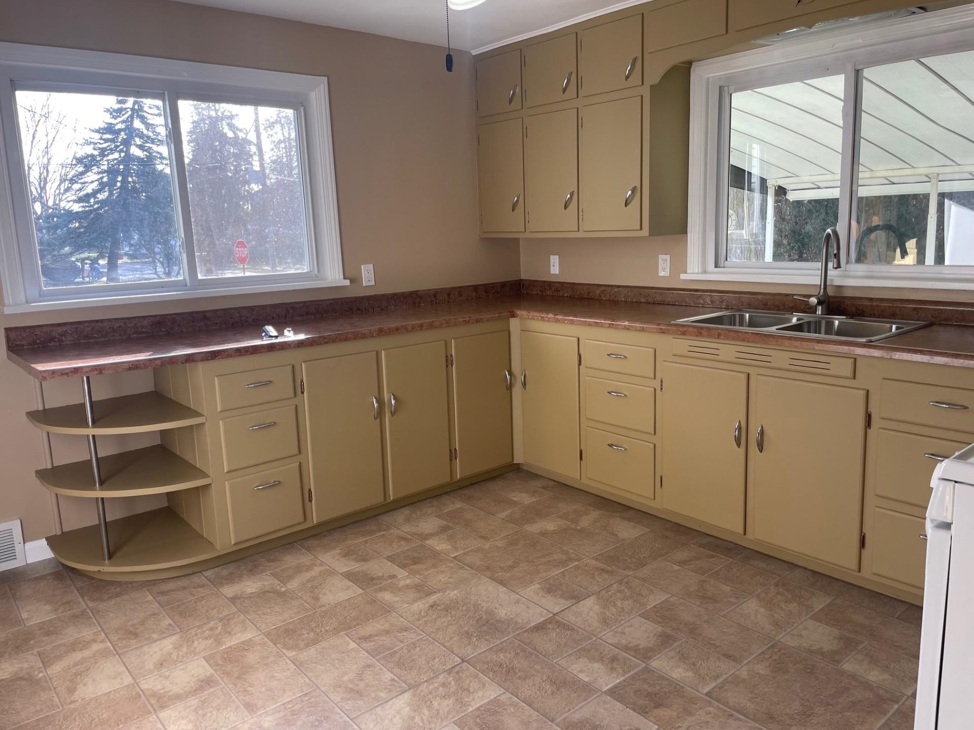 300 North Coldwater Street Fremont, IN 46737 - Photo 12 of 31