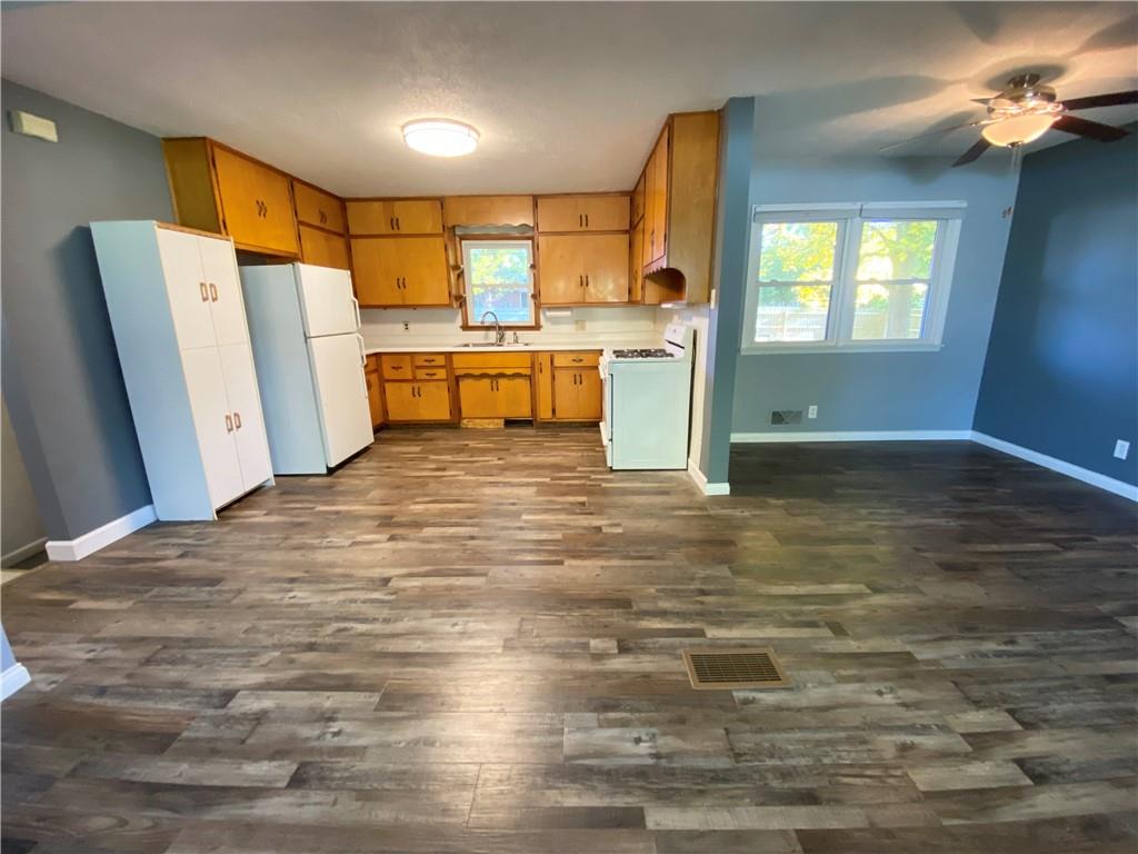 2207 Rosedale Drive Indianapolis, IN 46227 - Photo 9 of 26 Gallery Image 9