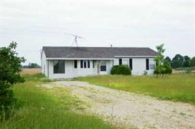 8861 Lake Road Six Lakes, MI 48886 - Photo 1 of 1 Primary Photo