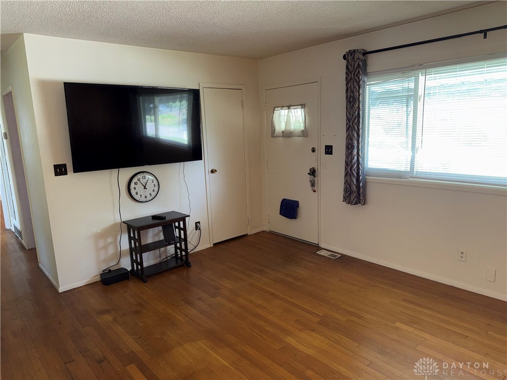80 Quinby Lane Riverside, OH 45432 - Photo 4 of 31 Gallery Image 4