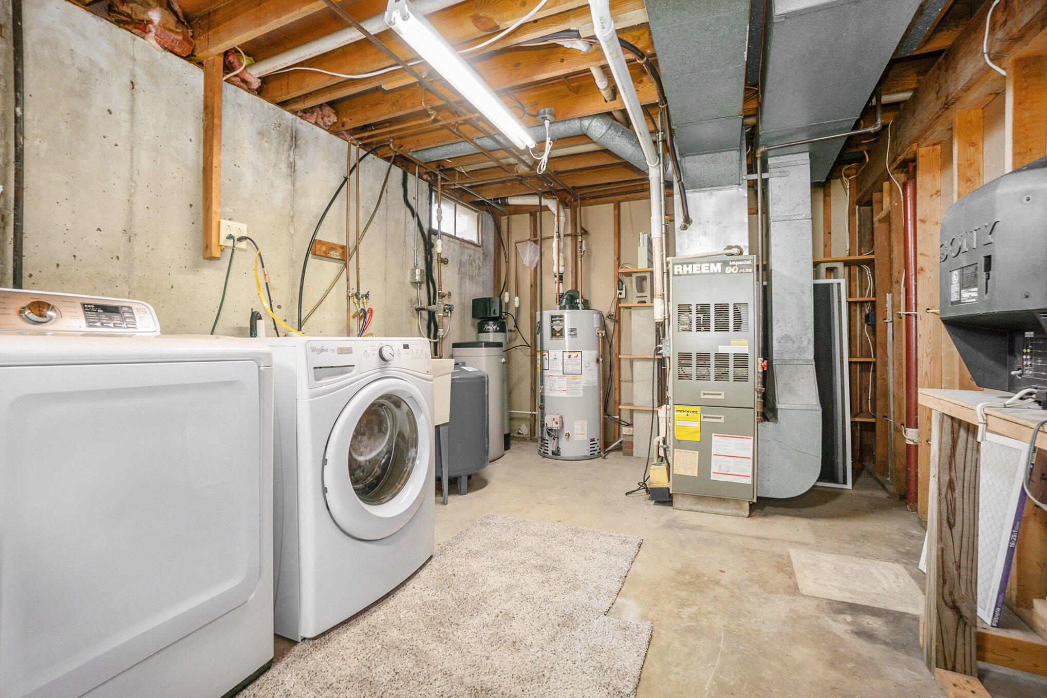 14661 Kane Road Plainwell, MI 49080 - Photo 16 of 25 Utility room