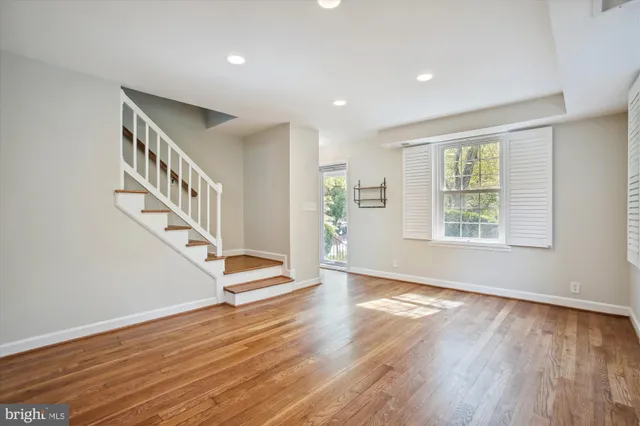 $2,600 | 2804 South Abingdon Street, Unit B, Arlington, VA 22206