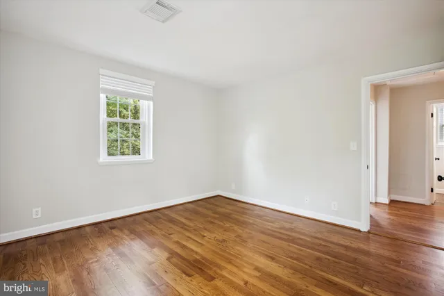 $2,600 | 2804 South Abingdon Street, Unit B, Arlington, VA 22206