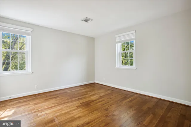 $2,600 | 2804 South Abingdon Street, Unit B, Arlington, VA 22206