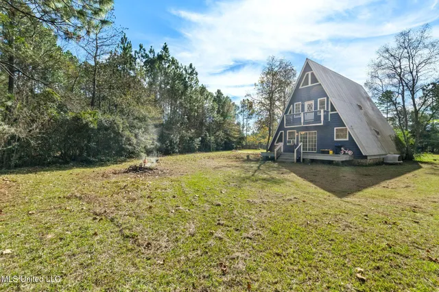 $170,000 | 14004 Ann Road, Moss Point, MS 39562