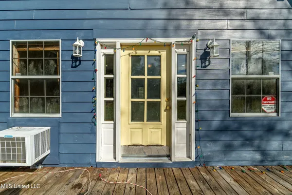 $159,900 | 14004 Ann Road, Moss Point, MS 39562