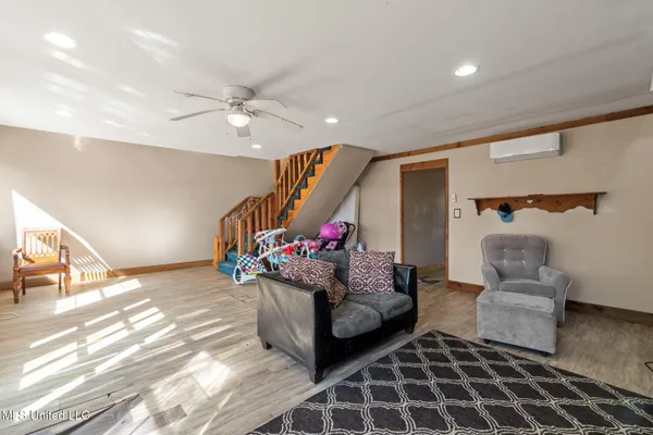 $159,900 | 14004 Ann Road, Moss Point, MS 39562