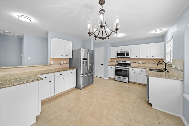 $2,200 | 6627 Greenhouse Road, Katy, TX 77449