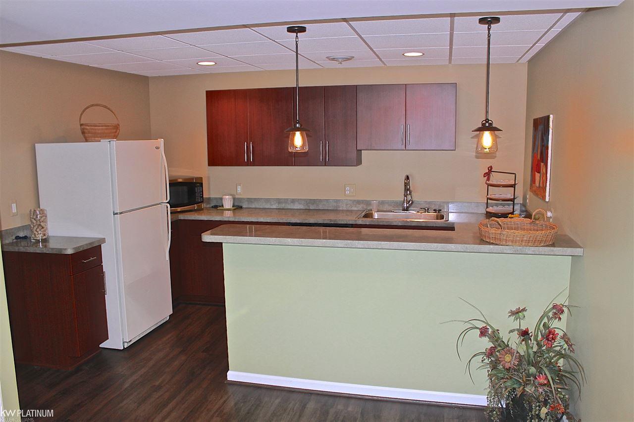 1796 Mackwood Road Rochester Hills, MI 48307 - Photo 51 of 57