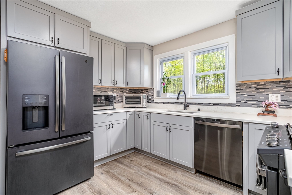 54 Town Farm Road Winchendon, MA 01475 - Photo 6 of 31 Gallery Image 6