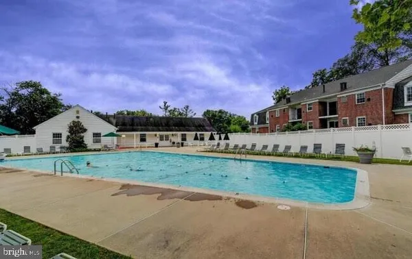 $1,550 | 333 Homeland Southway, Unit 1A, Baltimore, MD 21212