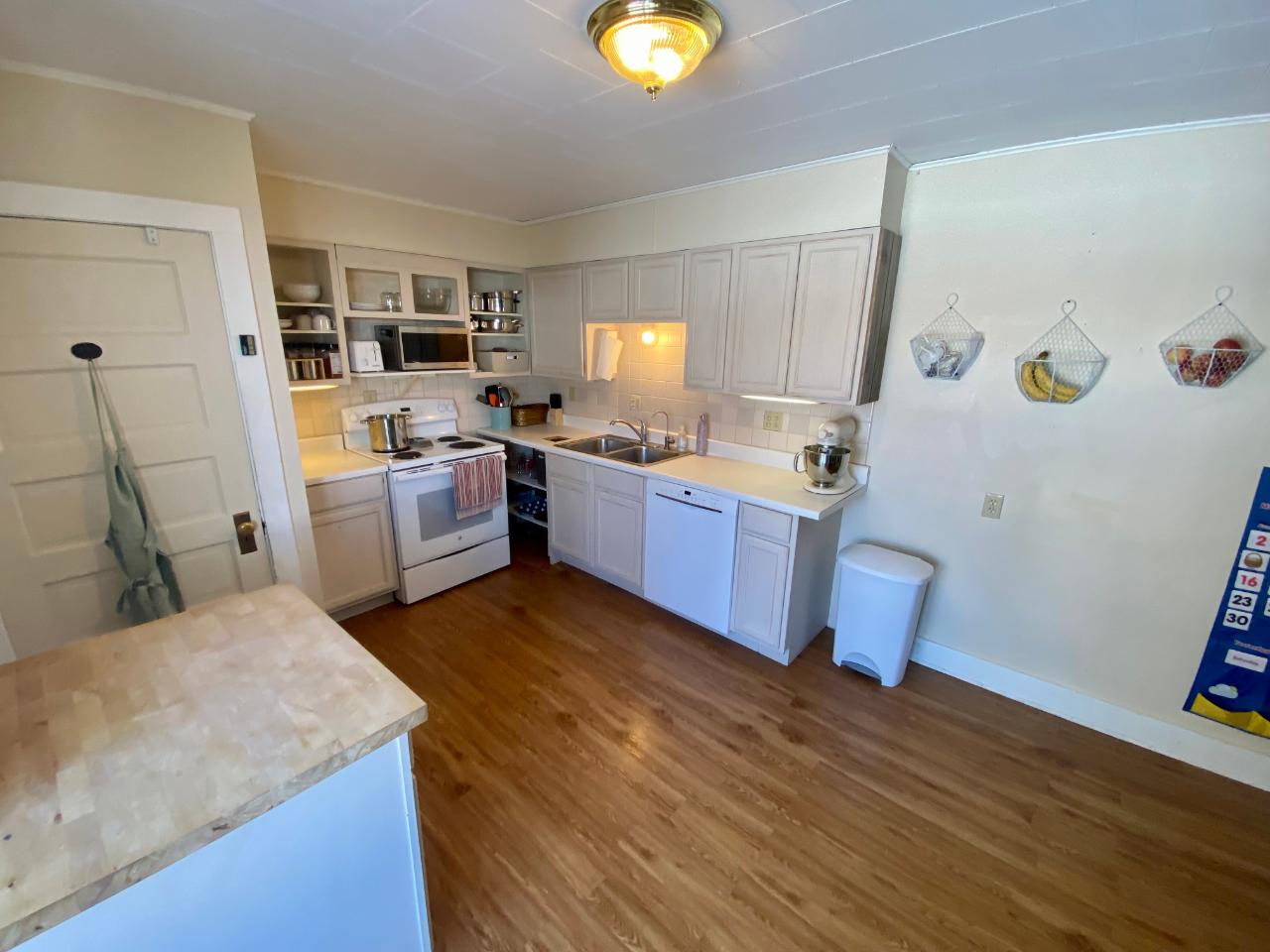 113 East Maple Street Eagle River, WI 54521 - Photo 6 of 10 Gallery Image 6