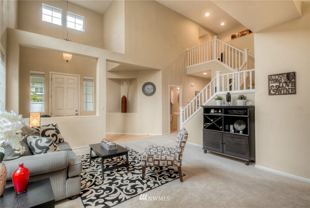 27352 Maple Ridge Way Southeast Maple Valley, WA 98038 - Photo 5 of 25
