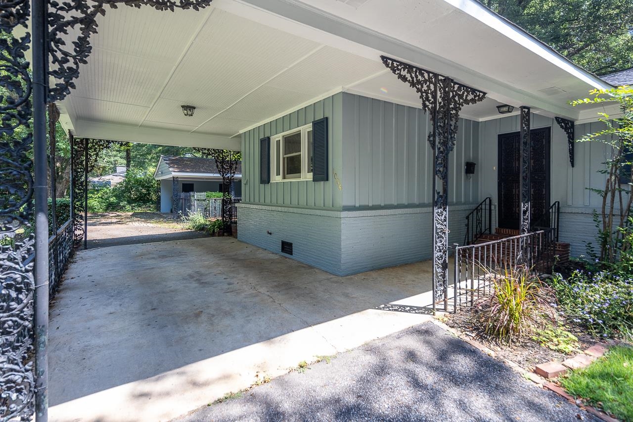 1004 South Perkins Road Memphis, TN 38117 - Photo 3 of 19