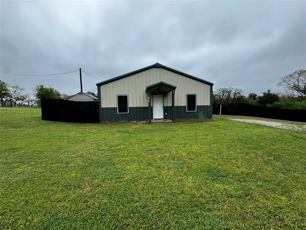 $1,575 | 1583 Cr-4757, Boyd, TX 76023
