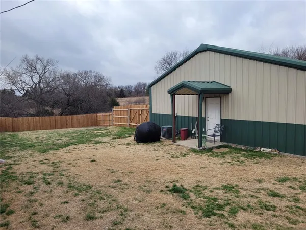 $1,575 | 1583 Cr-4757, Boyd, TX 76023