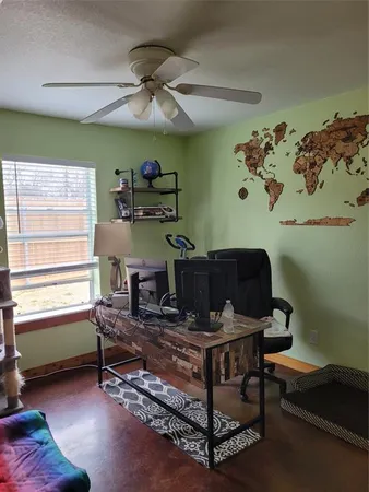 $1,575 | 1583 Cr-4757, Boyd, TX 76023