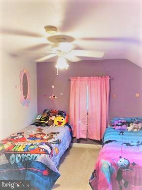 210 Kuser Road Hamilton, NJ 08619 - Photo 25 of 41 2nd bedroom w/ 2 twin beds, ceiling fan & closet,