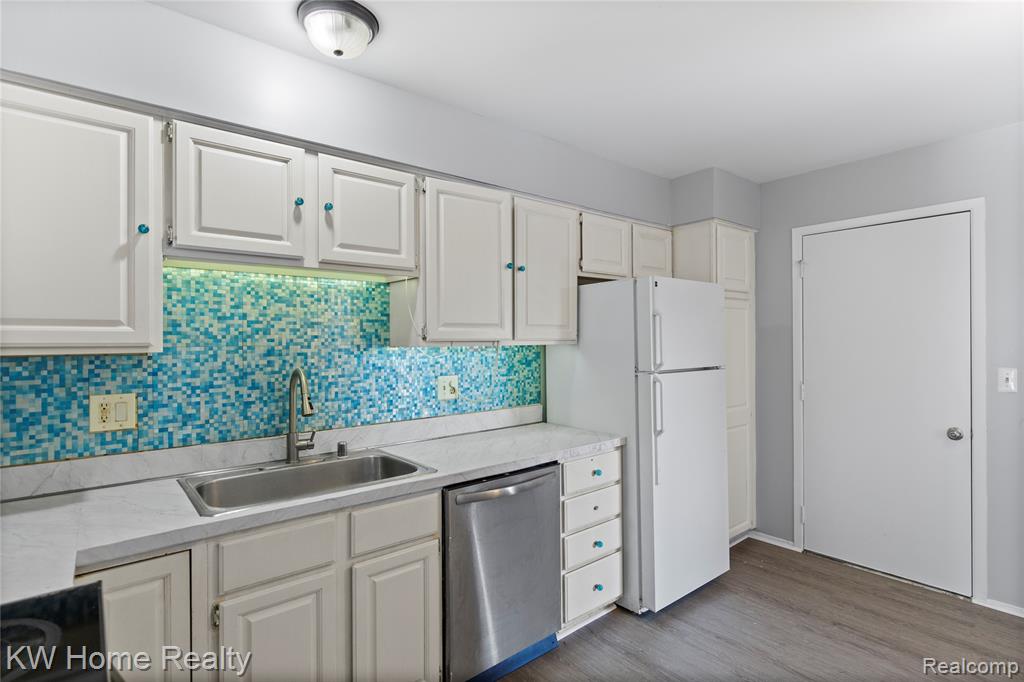 515 Tennyson Rochester Hills, MI 48307 - Photo 11 of 28 Gallery Image 11