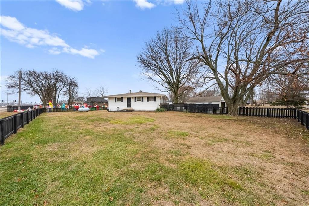 3636 Southwest Crane Road Lee's Summit, MO 64082 - Photo 22 of 27