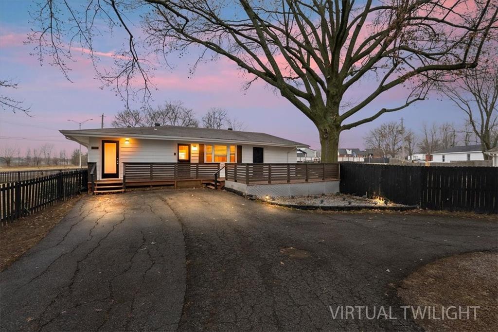 3636 Southwest Crane Road Lee's Summit, MO 64082 - Photo 3 of 27